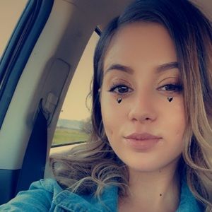 Meet your Posher, Raylene